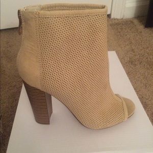 Super Stylish Cream Peep Toe Bootie
